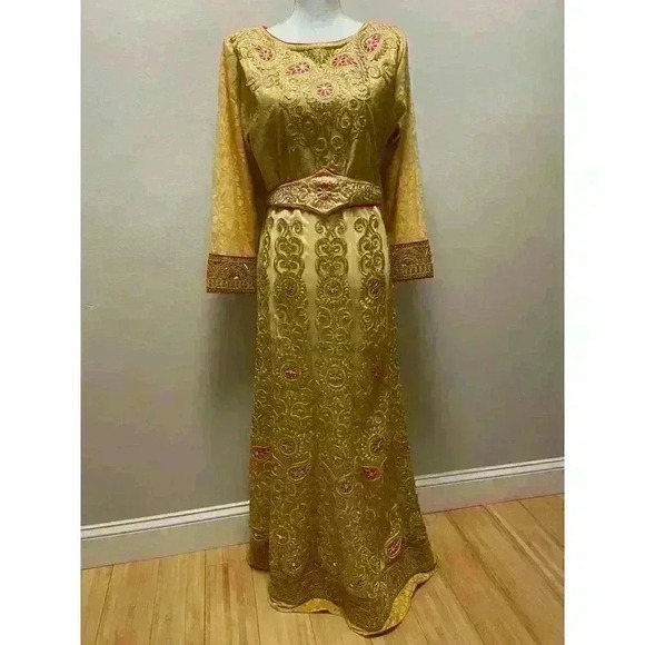 MAXI Dress/Hindi Long Sleeves, Sequins and Embroidery Medium - Picture 1 of 8